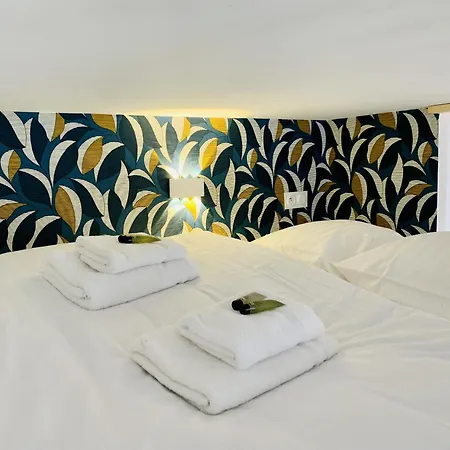 Le Saint Claude, Refait A Neuf アパート ラ・ロシェル