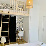 Le Saint Claude, Refait A Neuf * La Rochelle (Charente-Maritime)