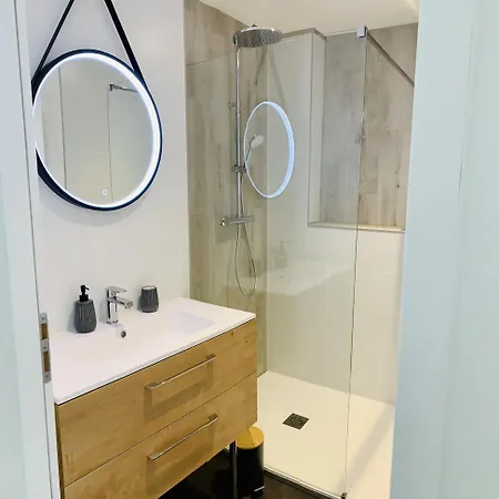 Le Saint Claude, Refait A Neuf *